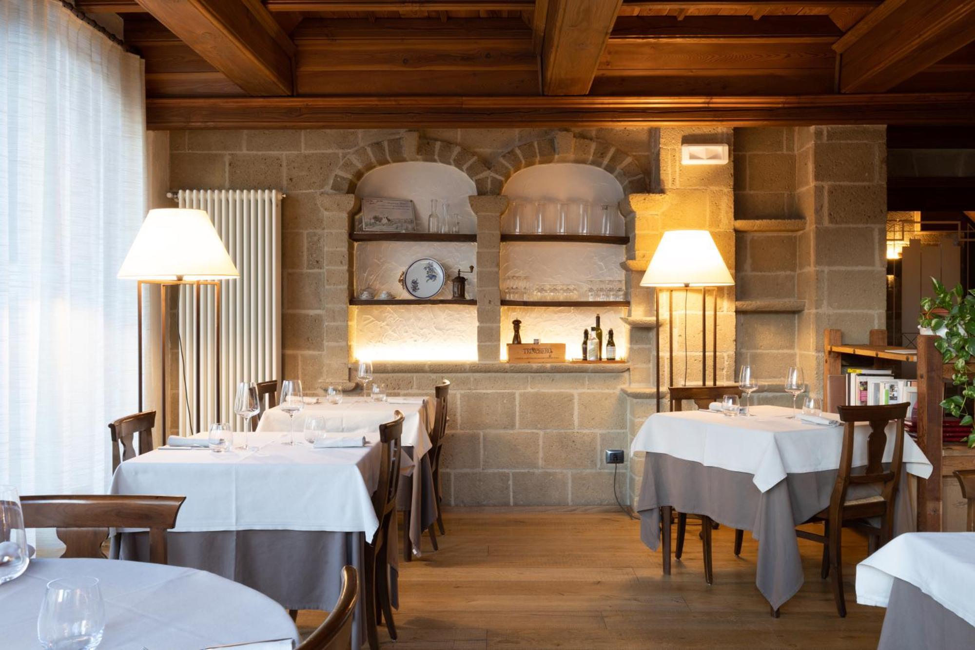 Hotel Ristorante Da Politano Boves Экстерьер фото